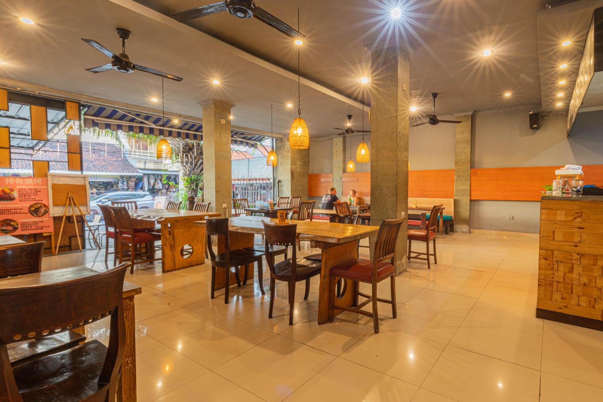 Puri Mango Guest House Sanur Екстериор снимка